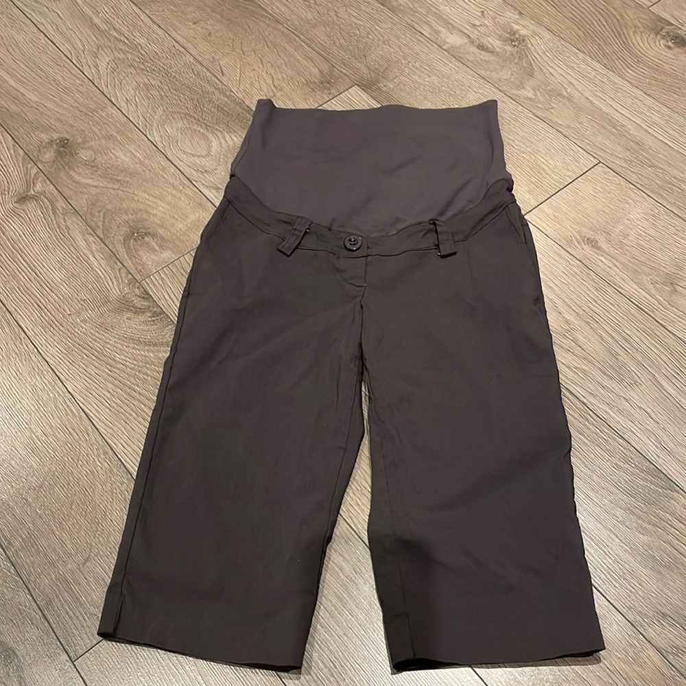 Lot of 2 - summer maternity bottoms
